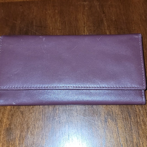 Karla Hanson leather wallet - Picture 6 of 10